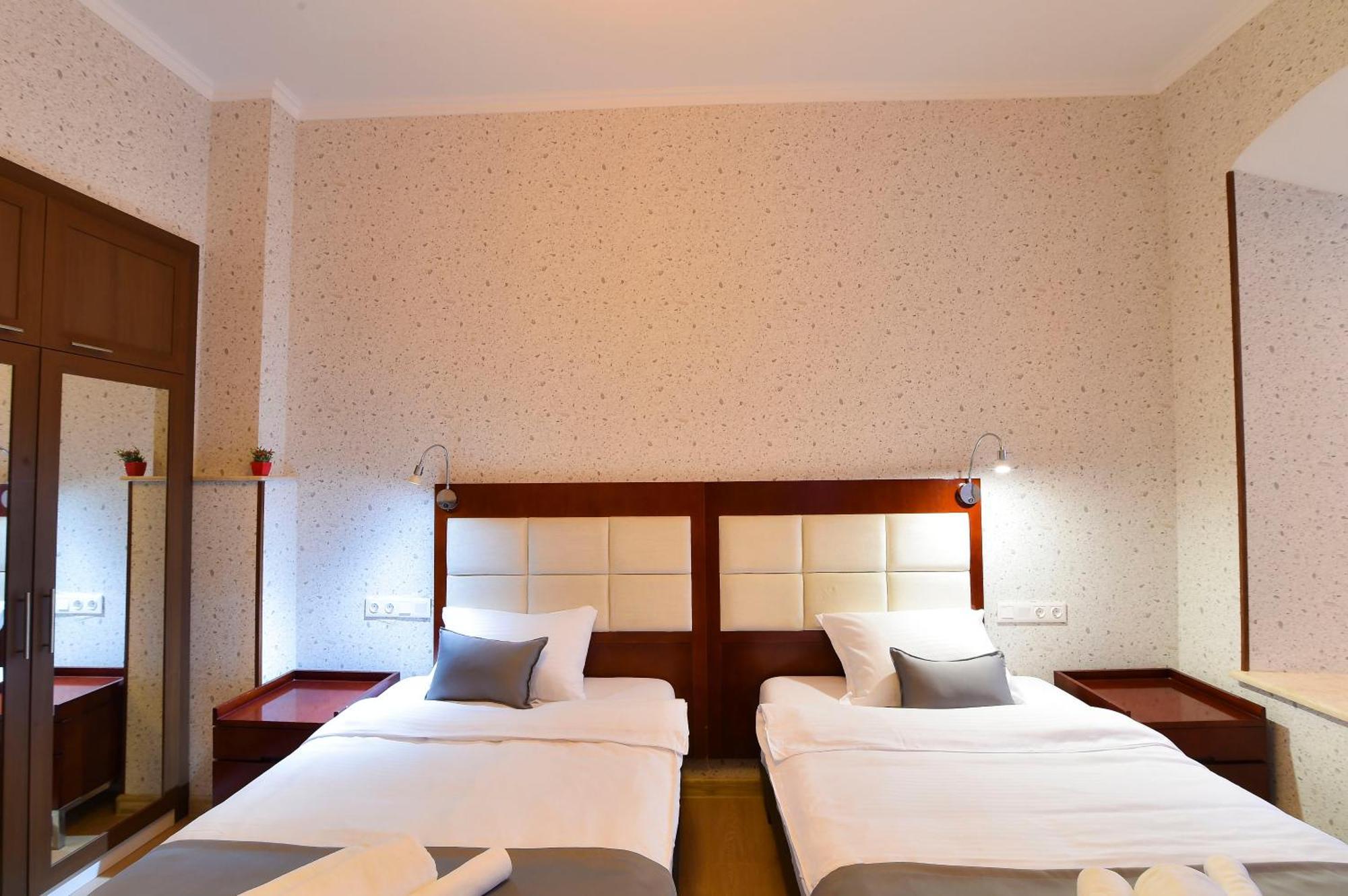 Kraveli Hotel تبليسي المظهر الخارجي الصورة