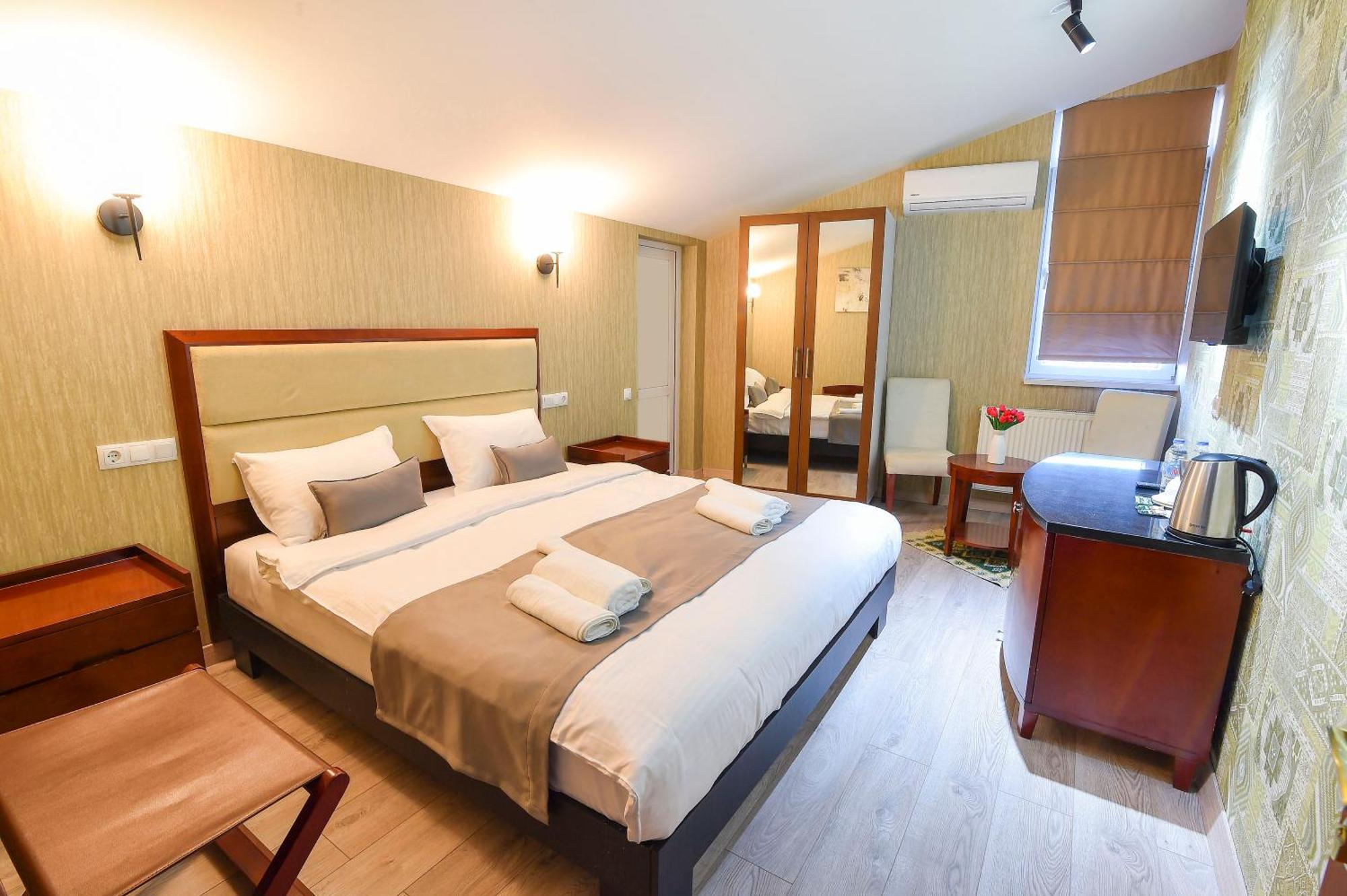 Kraveli Hotel تبليسي المظهر الخارجي الصورة