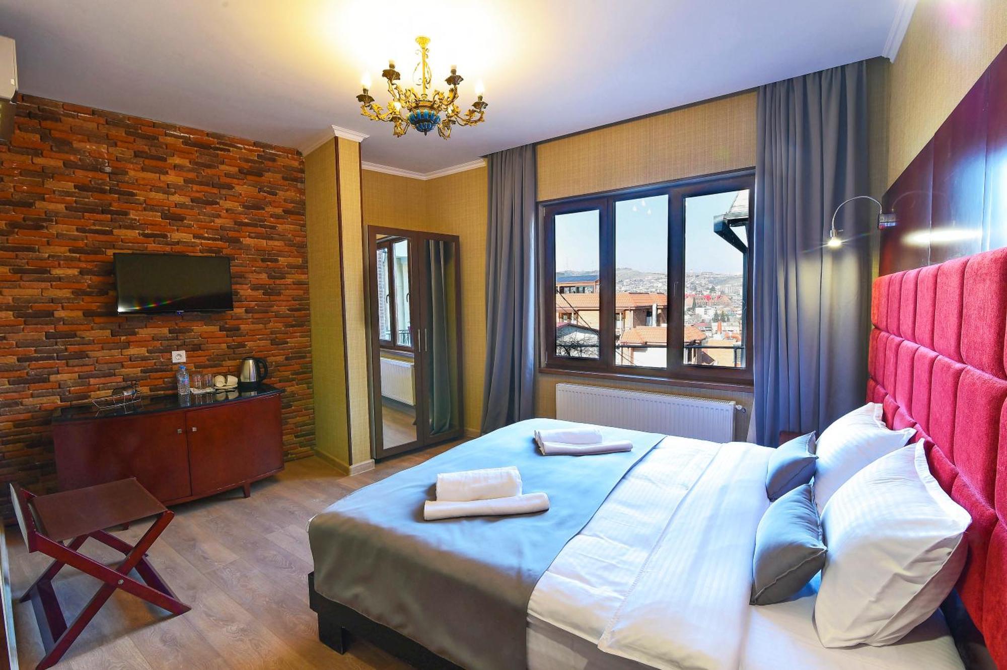 Kraveli Hotel تبليسي المظهر الخارجي الصورة