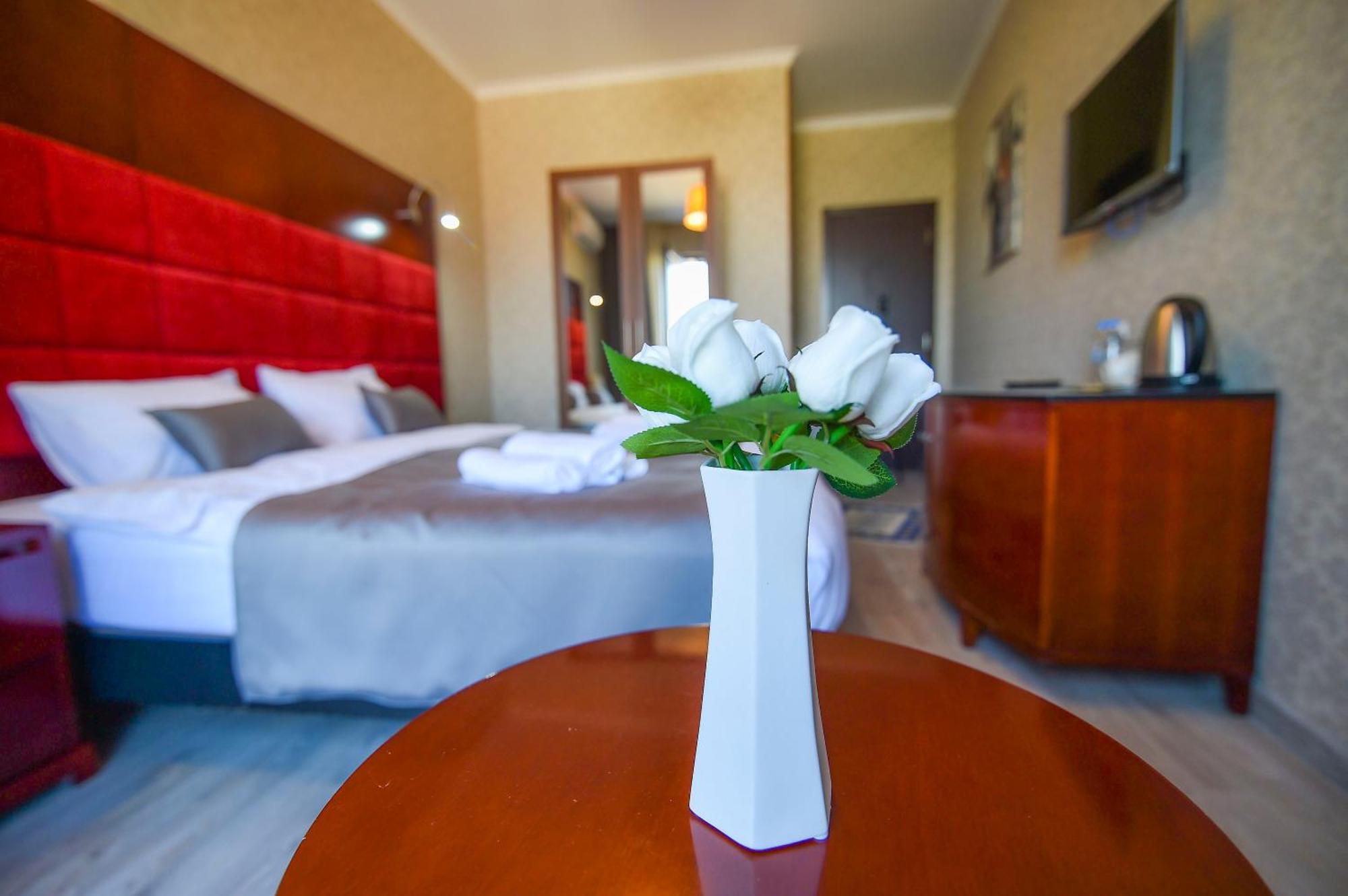 Kraveli Hotel تبليسي المظهر الخارجي الصورة