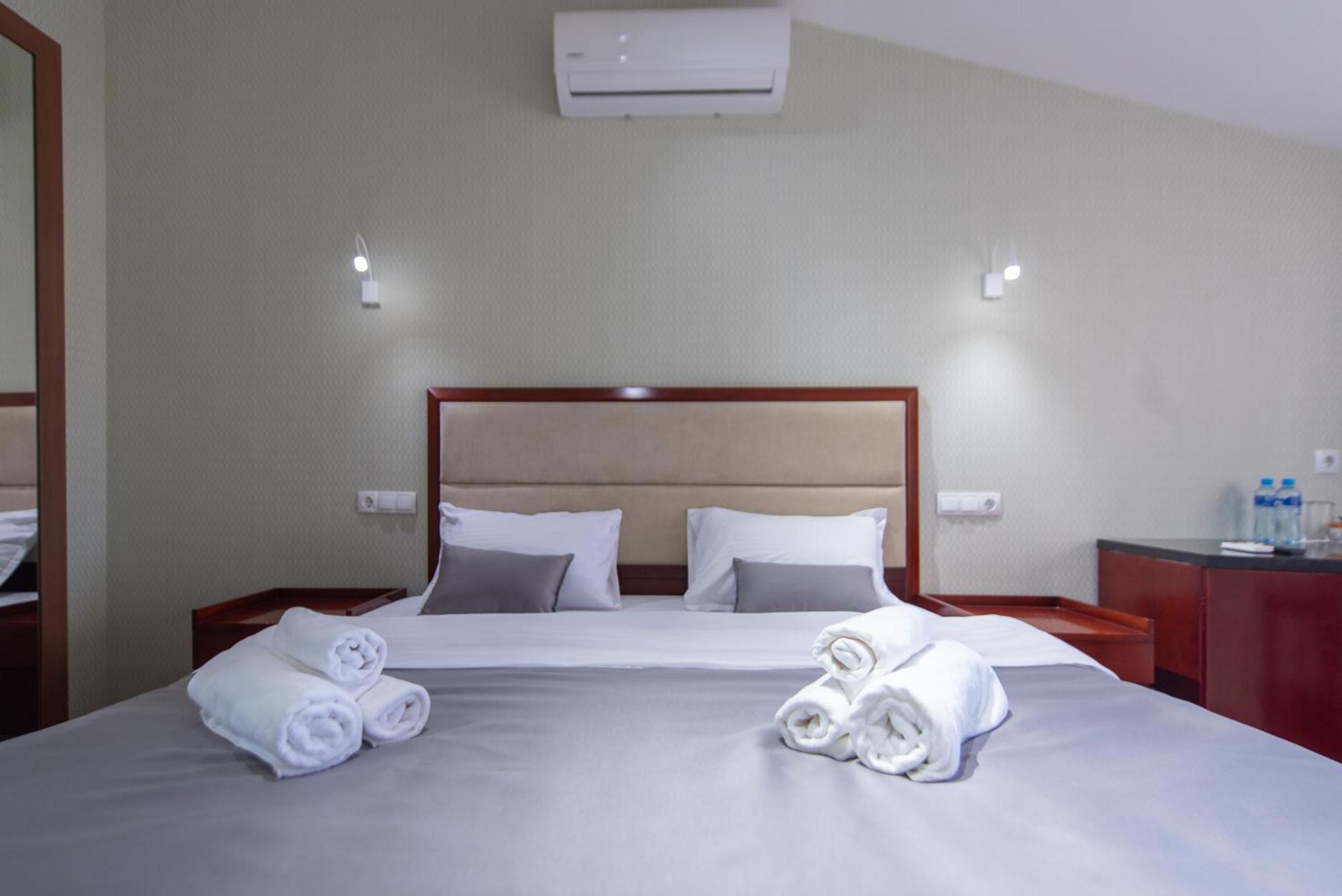 Kraveli Hotel تبليسي المظهر الخارجي الصورة