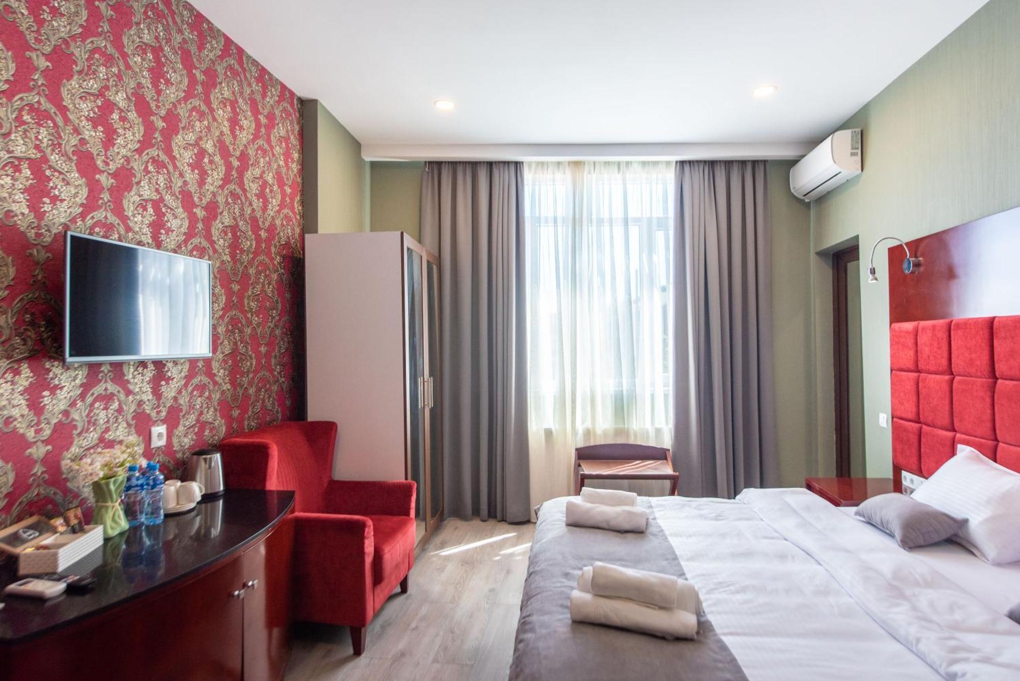 Kraveli Hotel تبليسي المظهر الخارجي الصورة