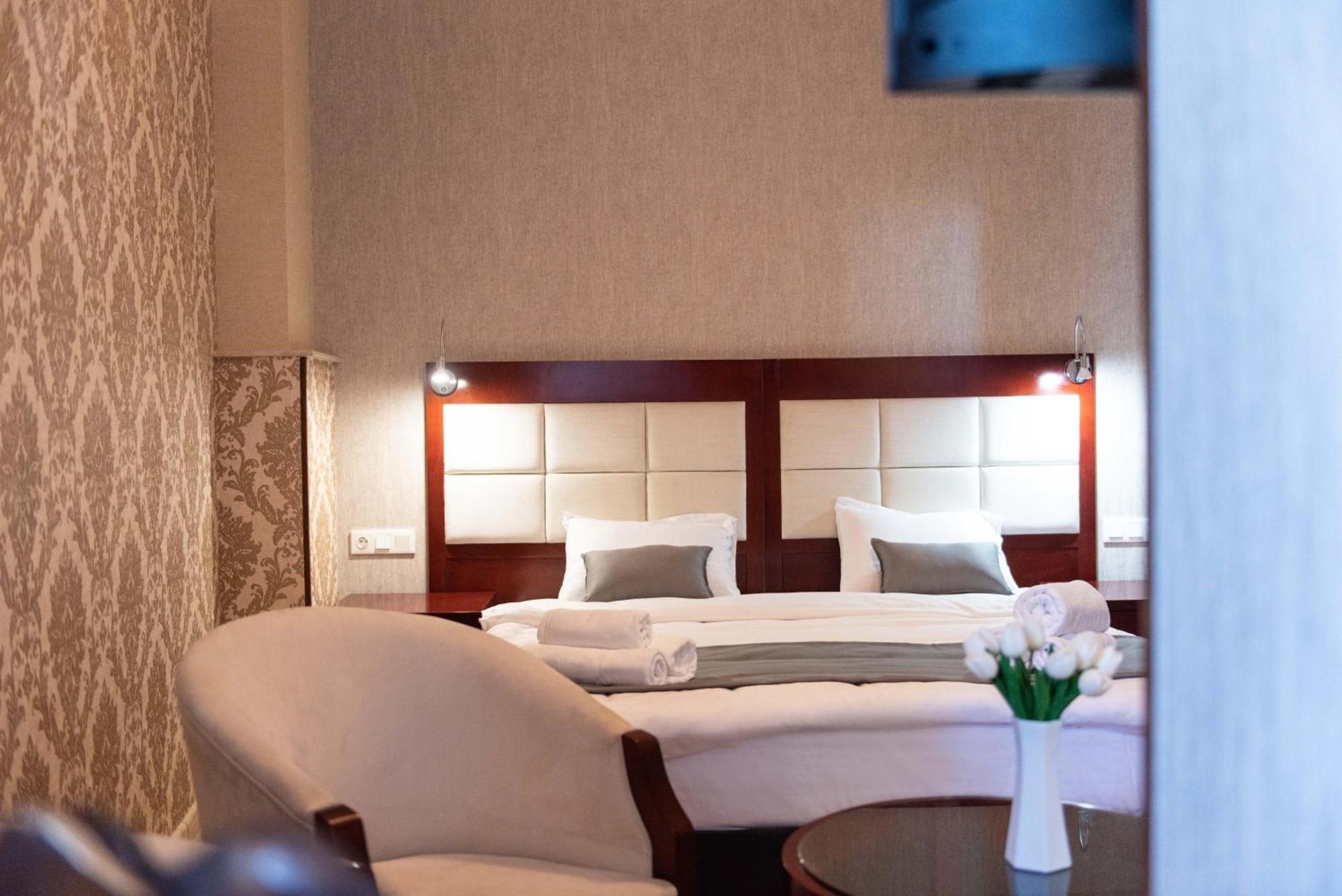 Kraveli Hotel تبليسي المظهر الخارجي الصورة